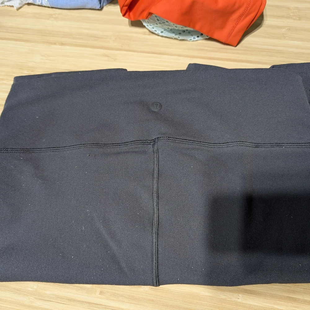 Lululemon Gray Wearable Fitness Tracker Shorts